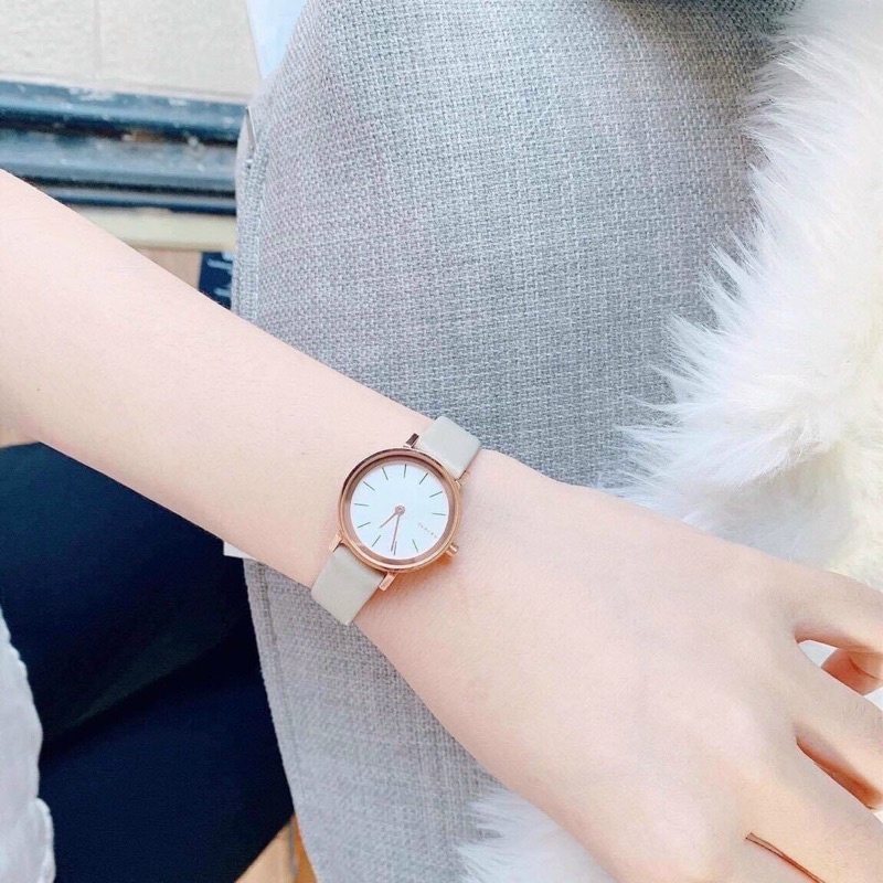 Đồng Hồ Nữ Dây Da Skagen Mặt Trắng Viền Vàng Case 26mm