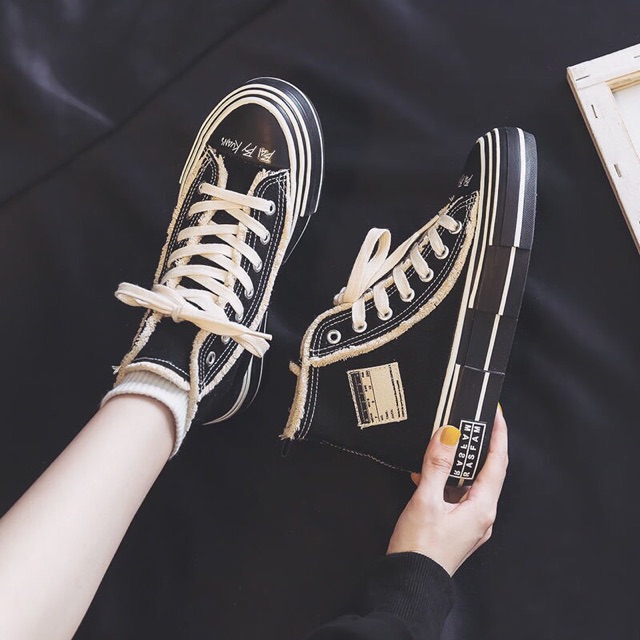 Giày thể thao bò rách cao cổ