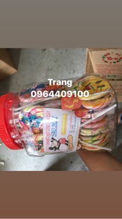 Lọ 30 cây kẹo mút xoáy