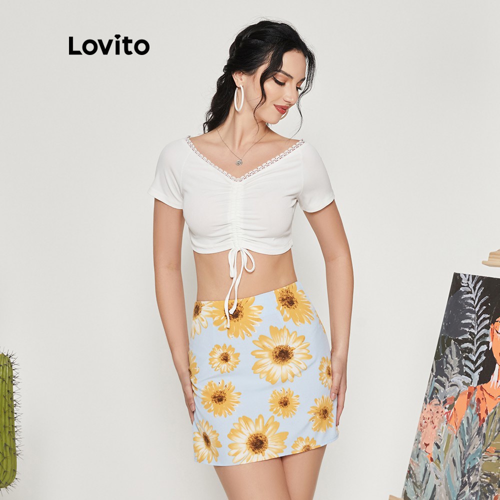 624 DELIST VN Lovito Bộ áo croptop in hoa + chân váy dây rút L12027
