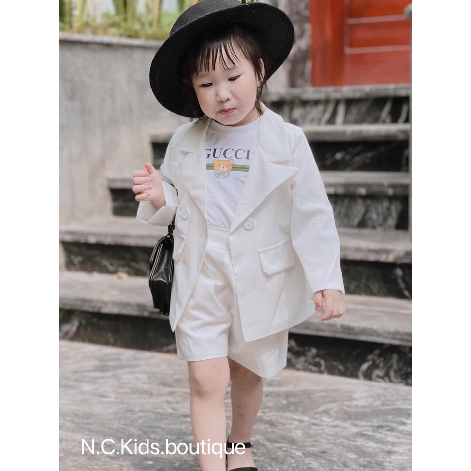 Set  vest 3 món cho bé kèm cả áo trong