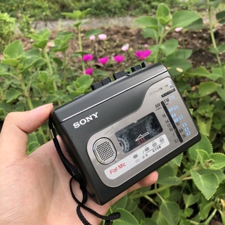 Máy nghe nhạc băng cassette Sony
