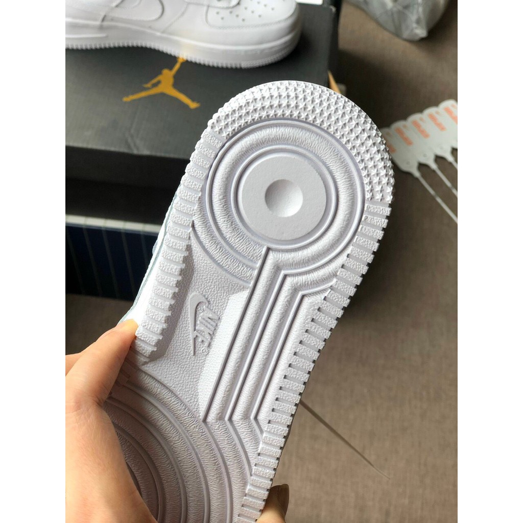 Giày thể thao AF1 [Chuẩn 1:1] màu trắng,[Mã NAT2 voucher giảm 15k] Cao 3cm, NK AF1 Full trắng +Full bill-Hunger.Store HN | BigBuy360 - bigbuy360.vn