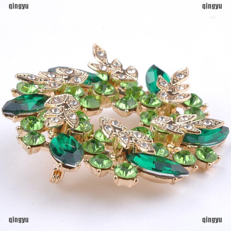 Trâm Cài Áo Mạ Vàng Đính Đá Lấp Lánh