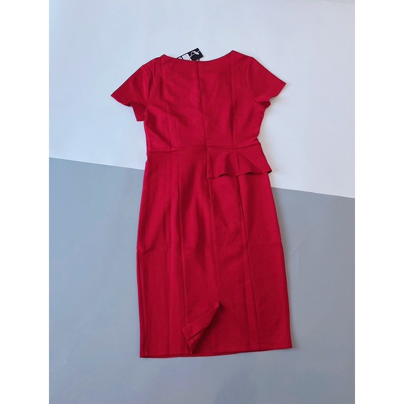 Đầm body thiết kế