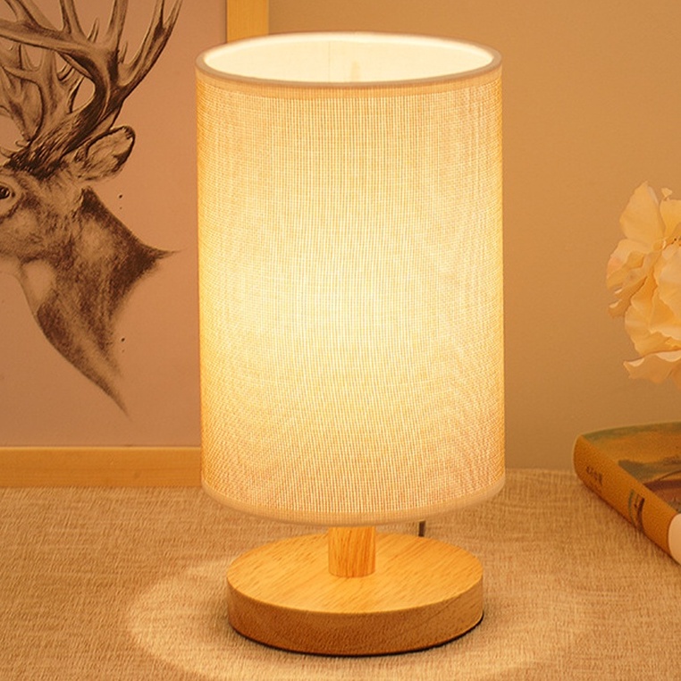 Đèn ngủ hình trụ đế gỗ cắm usb decor phòng ngủ