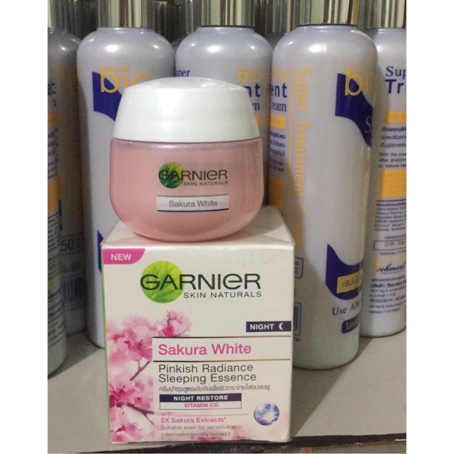 KEM DƯỠNG TRẮNG SAKURA WHITE BAN ĐÊM