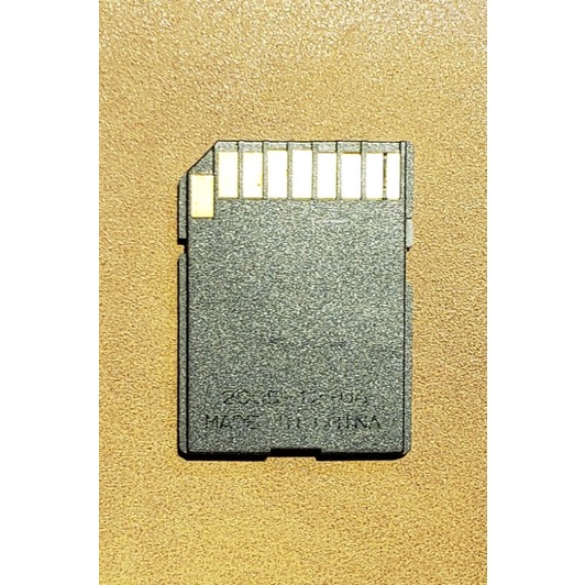 Adaptor chuyển MicroSD thành SD