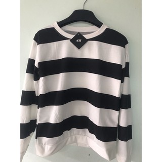Áo kẻ trắng đen Unisex