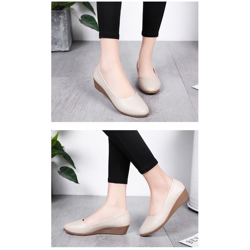 Giày bít nữ da mềm đế xuồng cao 3cm đen nâu kem