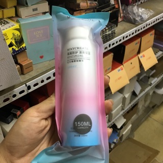 Xịt chống nắng maycreate dạng chai dễ dùng