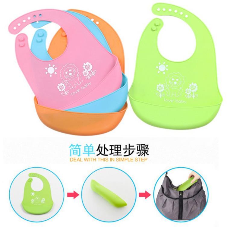Yếm ăn uống từ silicone chống thấm nước in hình xinh xắn cho bé