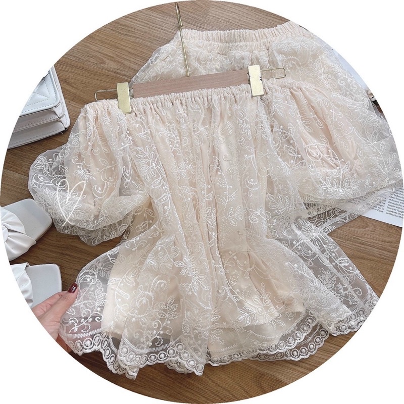 SET ÁO TRỄ VAI + QUẦN SHORT KEM TAFTA