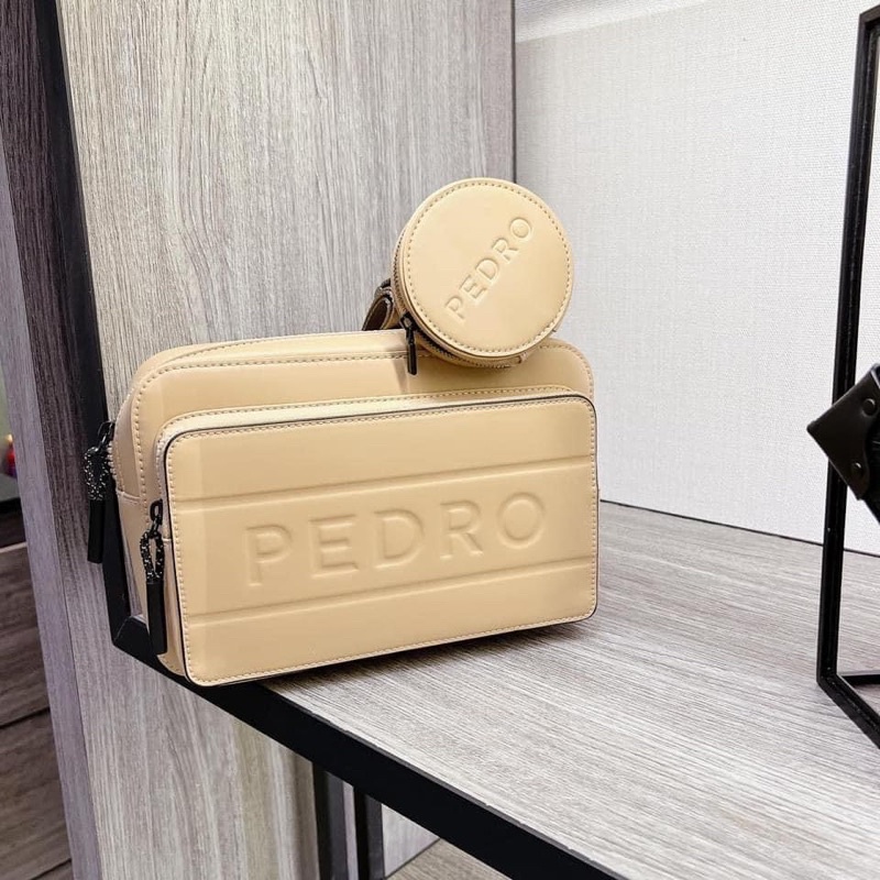 𝐓𝐮́𝐢 𝐍𝐚𝐦 đ𝐞𝐨 𝐜𝐡𝐞́𝐨 𝐏𝐞𝐝𝐫𝐨 𝐂𝐚𝐬𝐮𝐚𝐥 𝐒𝐥𝐢𝐧𝐠 𝐁𝐚𝐠 màu nude