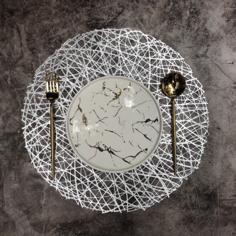 Tấm lót bàn ăn, lót lọ hoa, placemat, nhựa dẻo màu bạc và vàng, đường kính 38cm, xinh, rẻ, tiện lợi