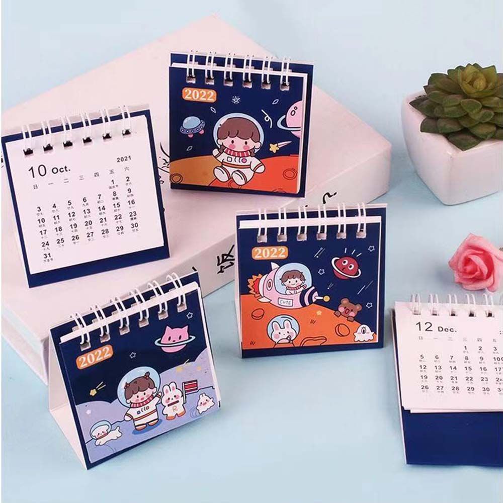 Lịch để bàn 2022 mini hình phi hành gia sáng tạo