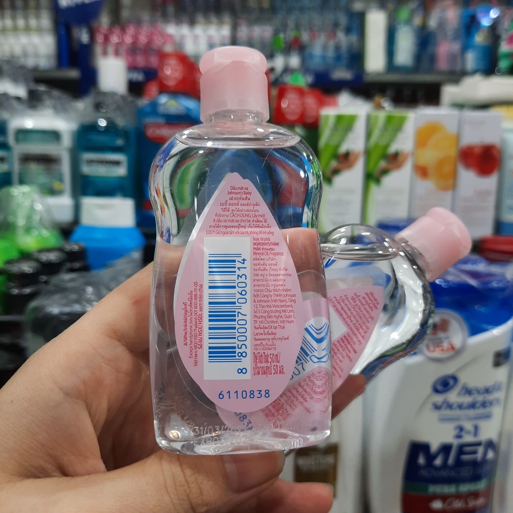 Dầu Massage dưỡng ẩm Johnsons Baby Oil 50ml