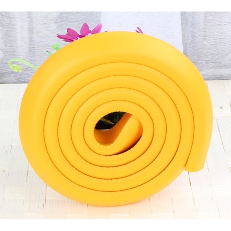 Xốp bọc cạnh bàn, góc bàn giữ an toàn cho bé [Bọc cạnh dài 2m, cao su NBR mềm mại]