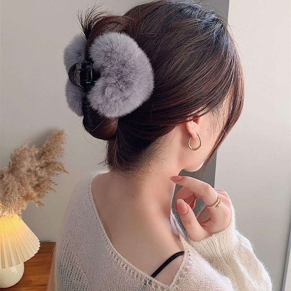 Kẹp Tóc Đuôi Ngựa Hình Trái Tim Bằng Lông Nhung Thời Trang Thanh Lịch Dành Cho Bạn Nữ