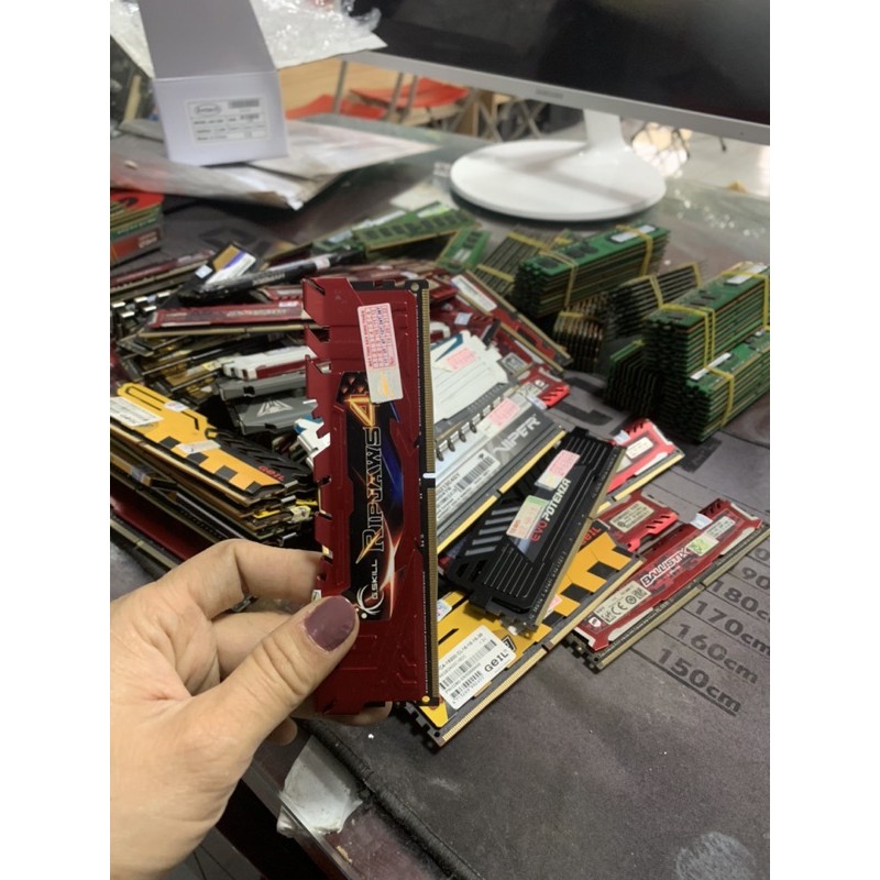 [ Hàng chính hãng] Ram PC ddr4 4GB bus 2400/2133 tản nhiệt dày, chân vàng óng | WebRaoVat - webraovat.net.vn