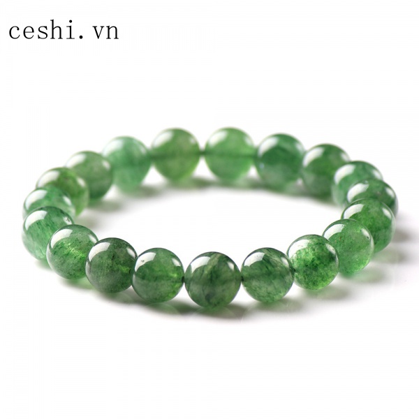 Natural strawberry green crystal bracelet Green Single green crystal strawberry
