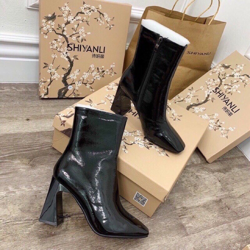 Giày bốt nữ cổ cao da bóng khóa kéo cạnh boot nữ gót cao 7 cm boots ulzzang hàn quốc 2020 | BigBuy360 - bigbuy360.vn