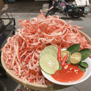 Mực xé sợi hấp nước dừa