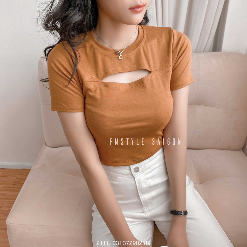 [Mã WASKT410K giảm 10K đơn 50K] Áo thun tay ngắn crop hở ngực ullzang thời trang nữ Fmstyle Saigon 21TU03T372902 | BigBuy360 - bigbuy360.vn