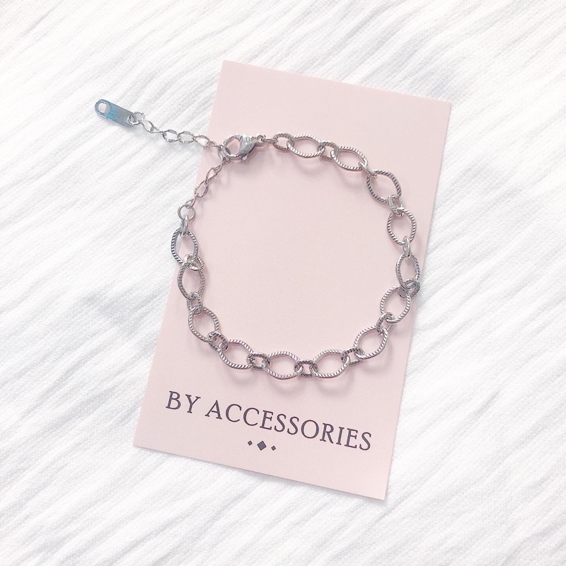 Lắc tay titan xích bầu viền chéo xinh xắn không gỉ