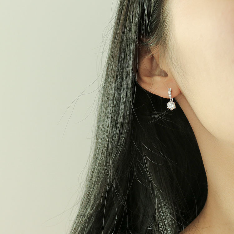 MRS.D【In Stock】100% Sterling Silve Six-claw Zirconr S925 Earrings Stud Earrings Colors of Zircon Jewelry Gift Ear Clips Minimalist Earring Design Jewelry Girls Allergy Free