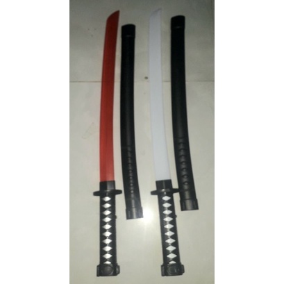 Một thanh_kiếm Katana bằng nhựa dài 65cm để trang trí có nhạc và đèn rất đẹp tặng kèm pin