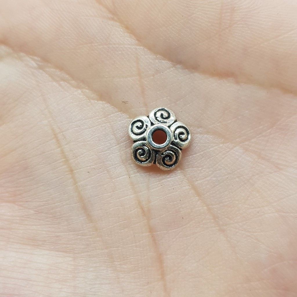 Charm Ốp Hoa phối vòng - Mỹ ký (tỉ lệ bạc 5%) | BigBuy360 - bigbuy360.vn