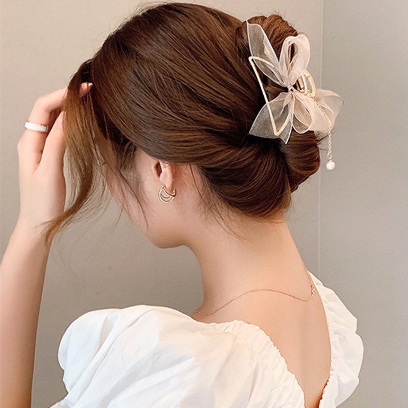Kẹp tóc tua rua hình nơ đính ngọc trai phong cách Hàn Quốc cho nữ