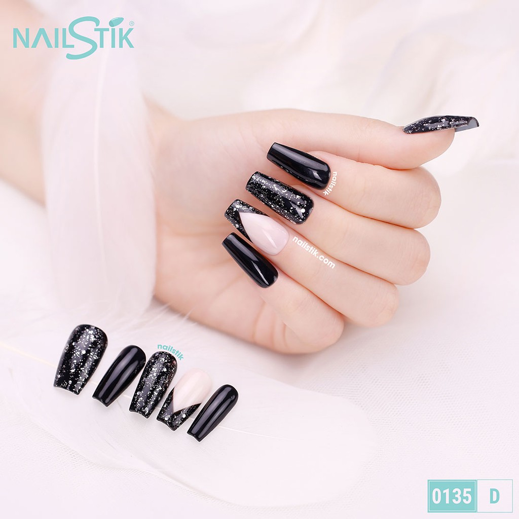 Bộ móng dán Nailstik màu đen, form móng coffin, dài, 135