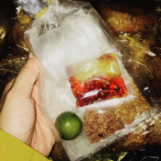 BÁNH TRÁNG SATE TỎI TẮC