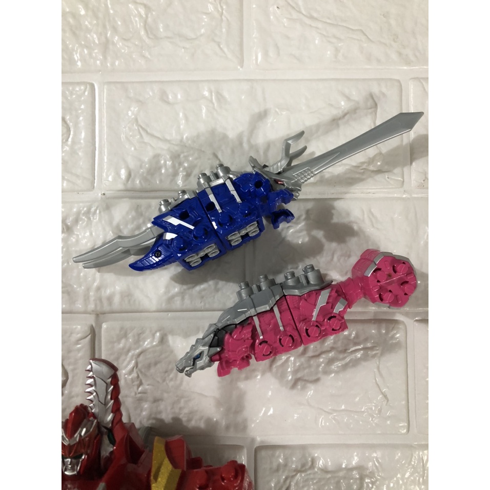 Đồ chơi siêu nhân Robo Bandai Kishiryu Sentai