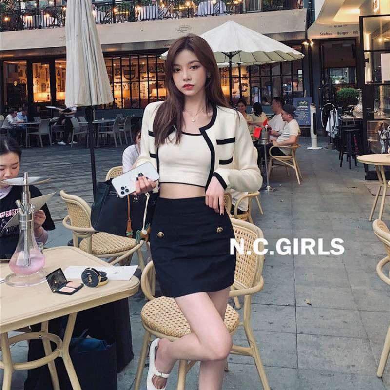 Set Đồ Áo Khoác Len Cadigan Mỏng Kết Hợp Áo Croptop Quảng châu Hàng Xịn