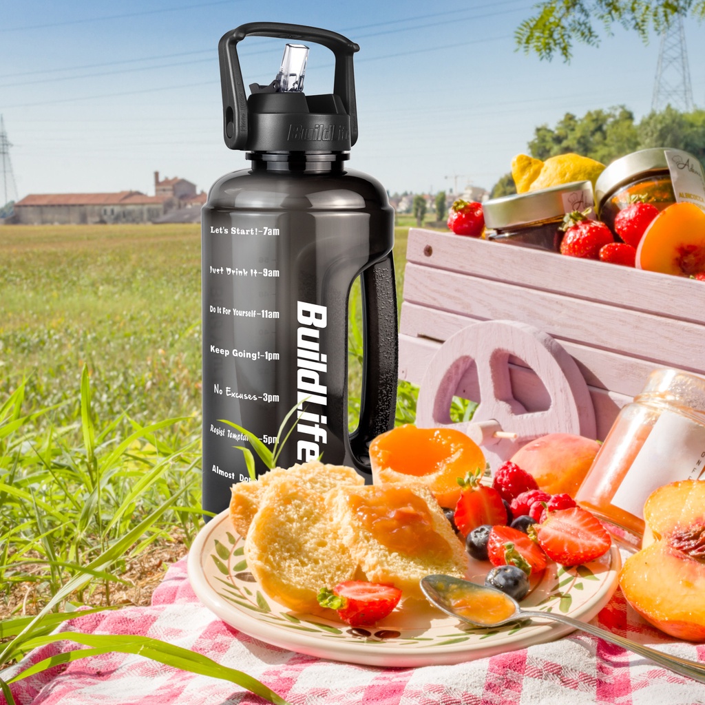 Bình Nước Thể Thao QuiFit 2.2L Kèm Ống Hút Tiện Dụng