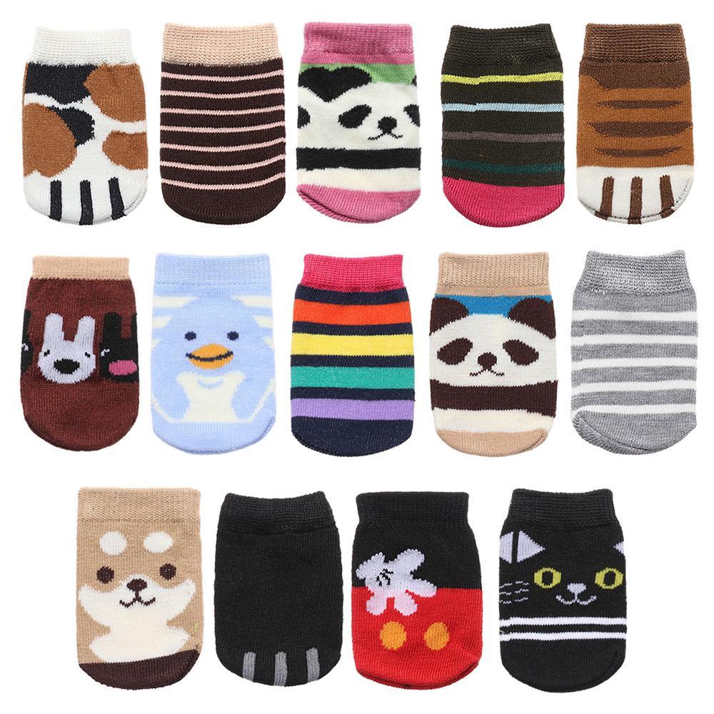 Bộ 4 Đôi Tất Bảo Vệ Sàn Nhà Họa Tiết Hoạt Hình 9 * 5cm