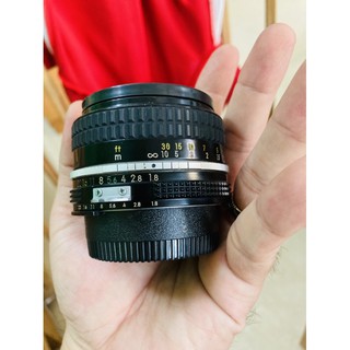 Lens nikon AI 50f1.8 ,Lens nikon AI 50mm f1.8 đời AI, dùng trên máy số nikon và máy film nikon