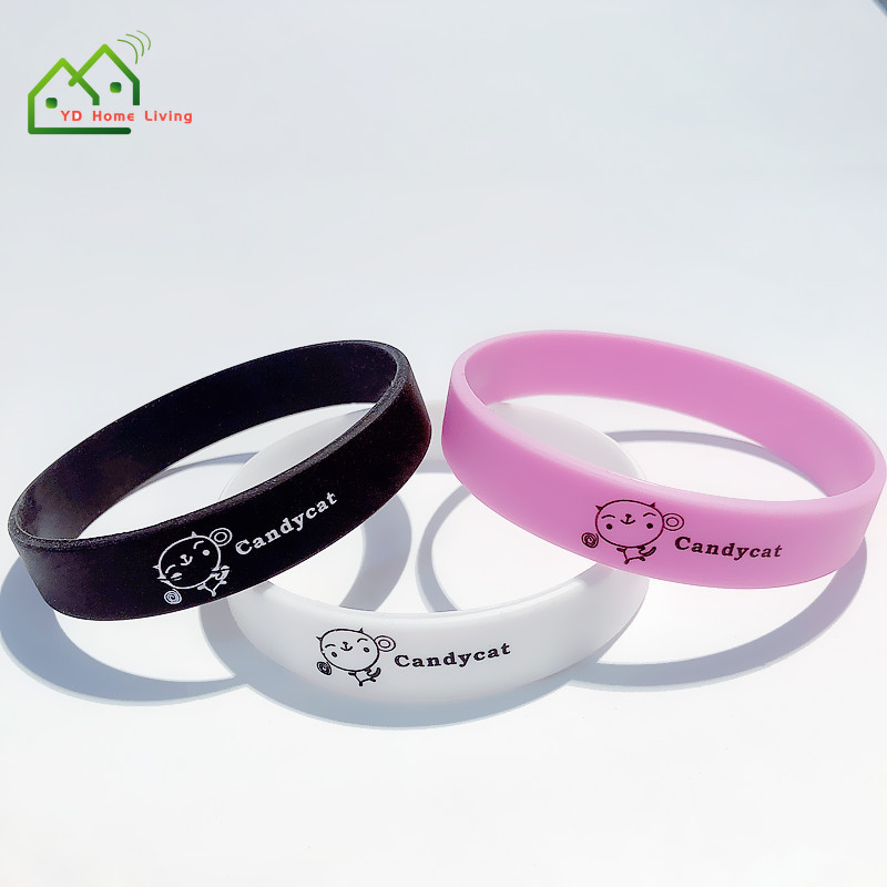 Vòng tay thể thao bằng silicon họa tiết hoạt hình đáng yêu cho bé