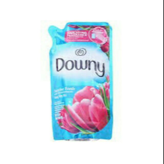 Nước xả vải Downy hương nắng mai. Túi 800ml