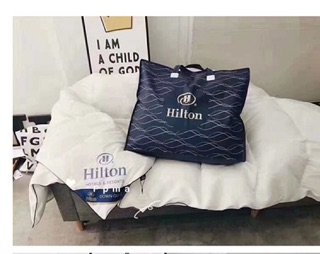 chăn bông hilton