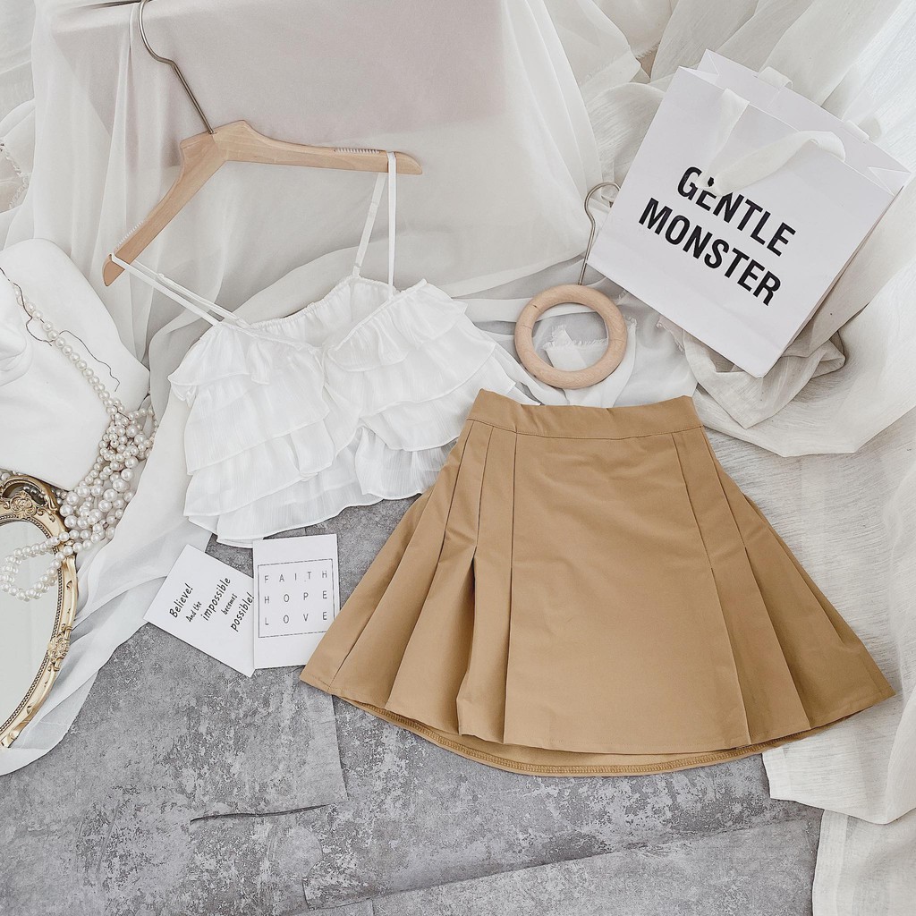 SET CROPTOP TRẮNG 2 DÂY BÈO TẦNG + CHÂN VÁY NUDE XẾP LY | BigBuy360 - bigbuy360.vn