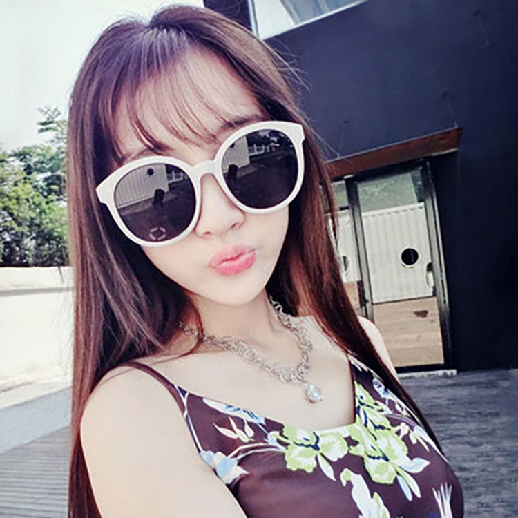 Kính mát gọng tròn phong cách vintage thời trang cho nữ | BigBuy360 - bigbuy360.vn