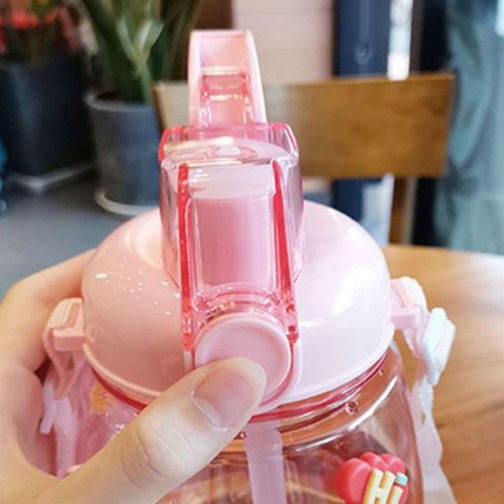 Bình Nước Nhựa Có Ống Hút Họa Tiết Hoạt Hình Cho Bé