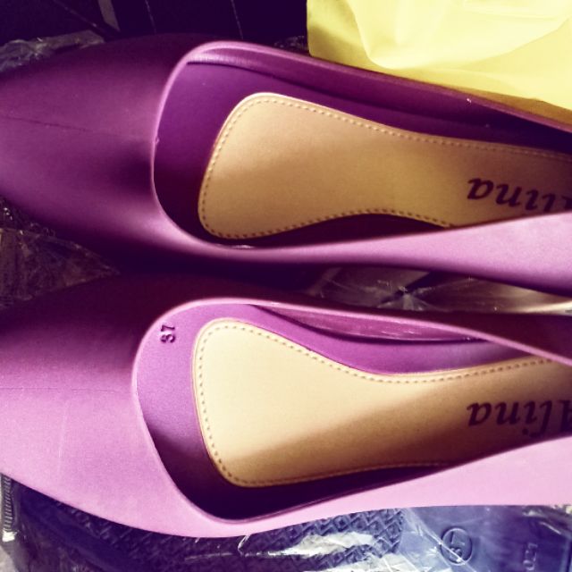 Combo 2 đôi giày cao su