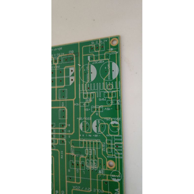 Pcb sợi thủy tinh nguồn loại 4 tụ với thiết kế mới đầy đủ tính năng cho người dùng