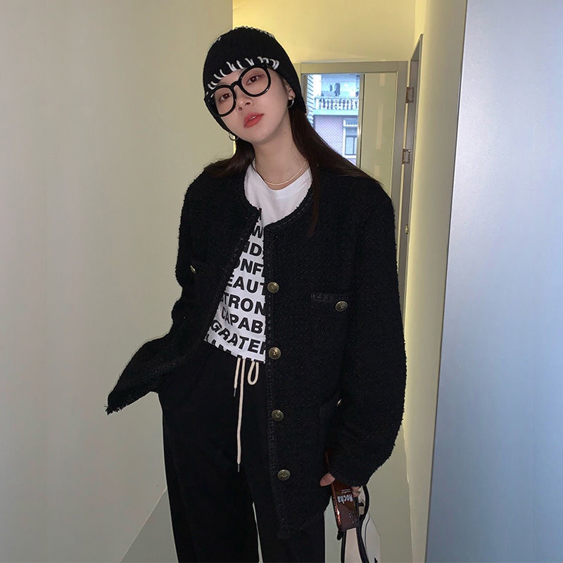 Chia sẻ:   Đã thích (2,2k) [Sẵn] Áo Khoác Dạ Tweed Len Dệt Kim Nữ Kiểu Cardigan Dài Tay Thu Đông Style Tiểu Thư Sang Chảnh Công Sở Hàn Quốc AD041