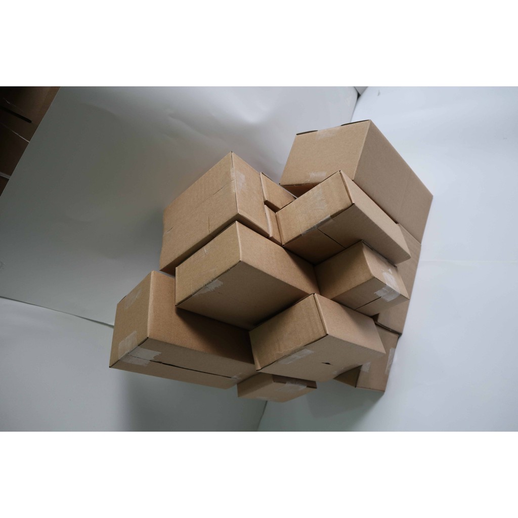Hộp carton 10x10x20, số lượng: 45 hộp_codcarton